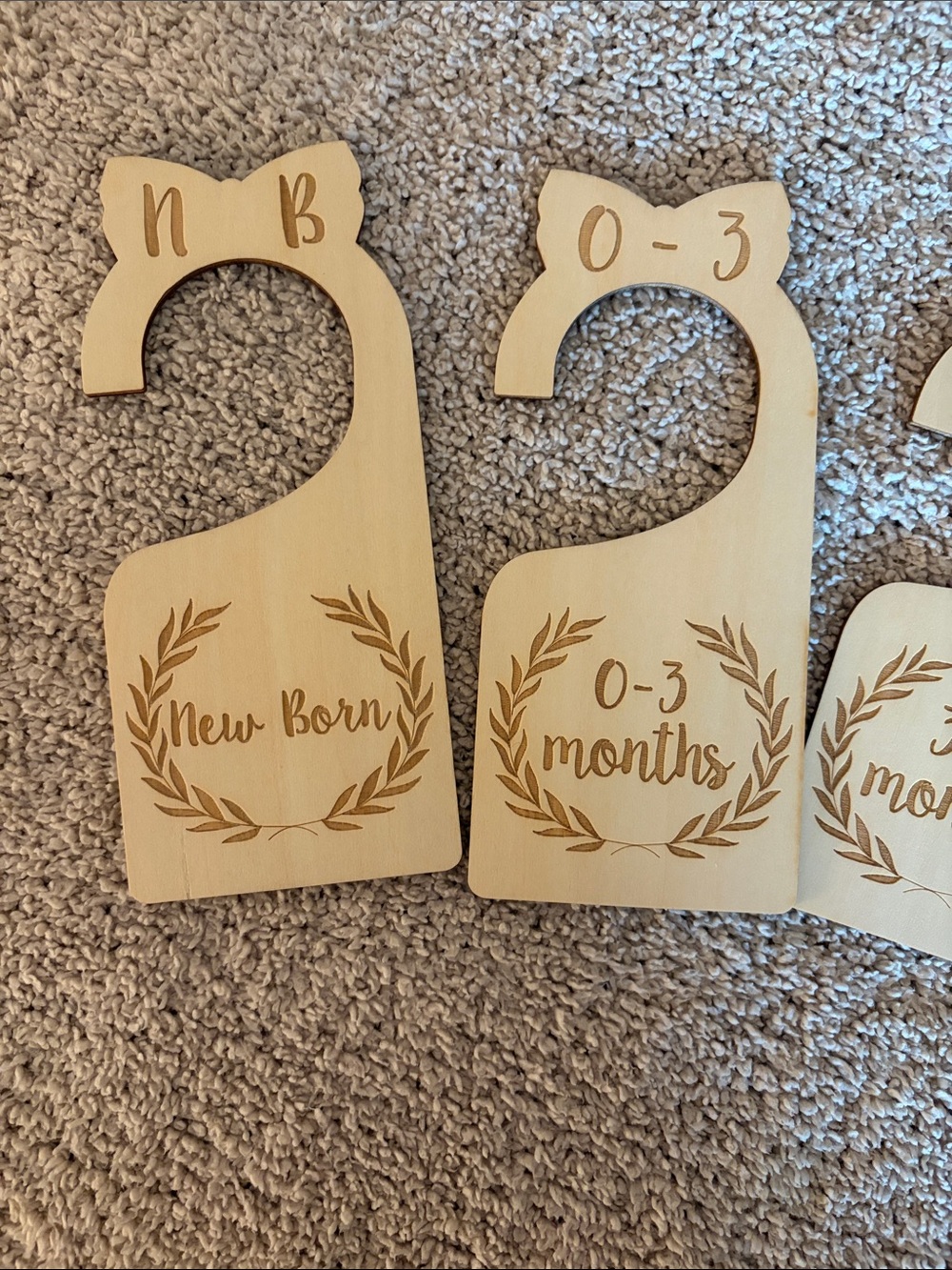 NWOT Wooden Baby Closet Dividers - Picture 2 of 5